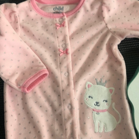 🎀2 snap button sleepers with footies🎀 - Picture 3 of 7